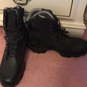 NWT Bates GX-8 Side-Zip Gore Tex Boot